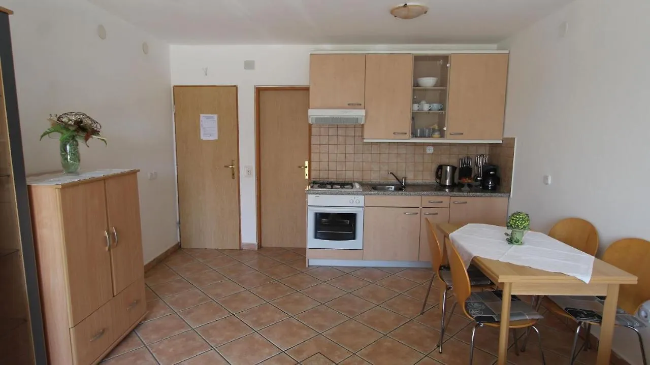 Pensión Apartments Grahovac Malinska