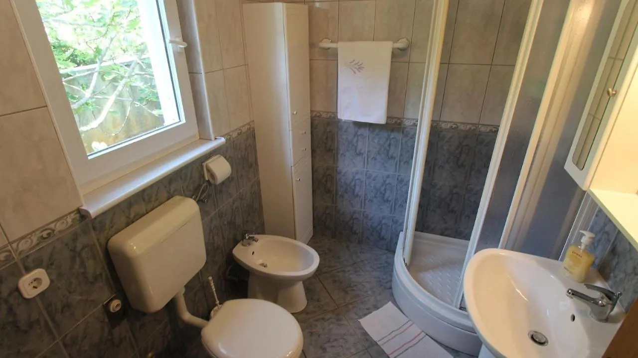 Apartments Grahovac Malinska Croacia