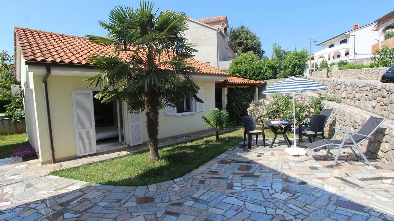 Apartments Grahovac Malinska Pensión